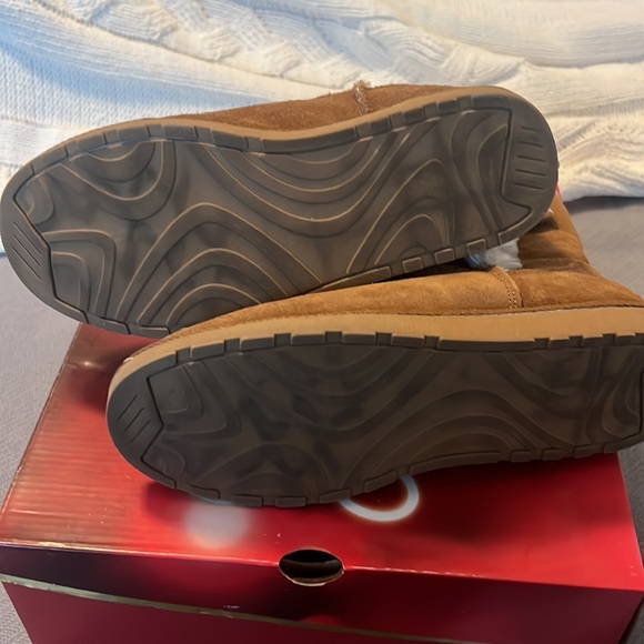 So’s chestnut boots with faux fur, fully insulated size 9 - Picture 7 of 16